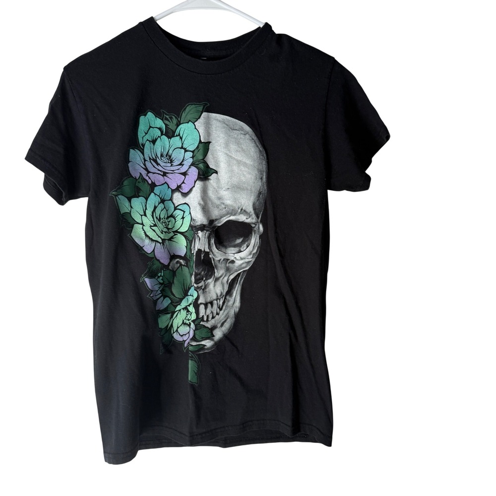 Sullen Skull Floral Graphic Black‎ T Shirt S Short Sleeve Cotton Tattoo Grunge
